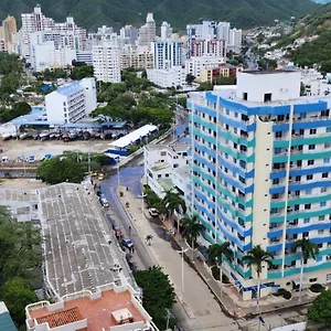 Apartamento 303 El Rodadero, Familiar , Piscina , Parqueadero Colombia